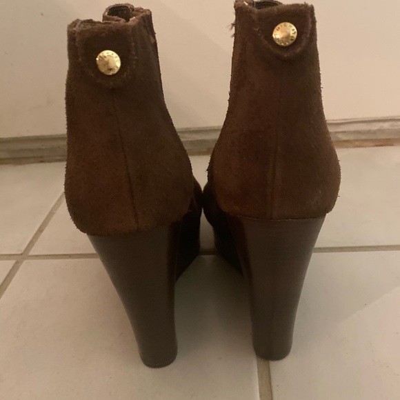 Michael Kors platform wedge ankle boots - Picture 5 of 7